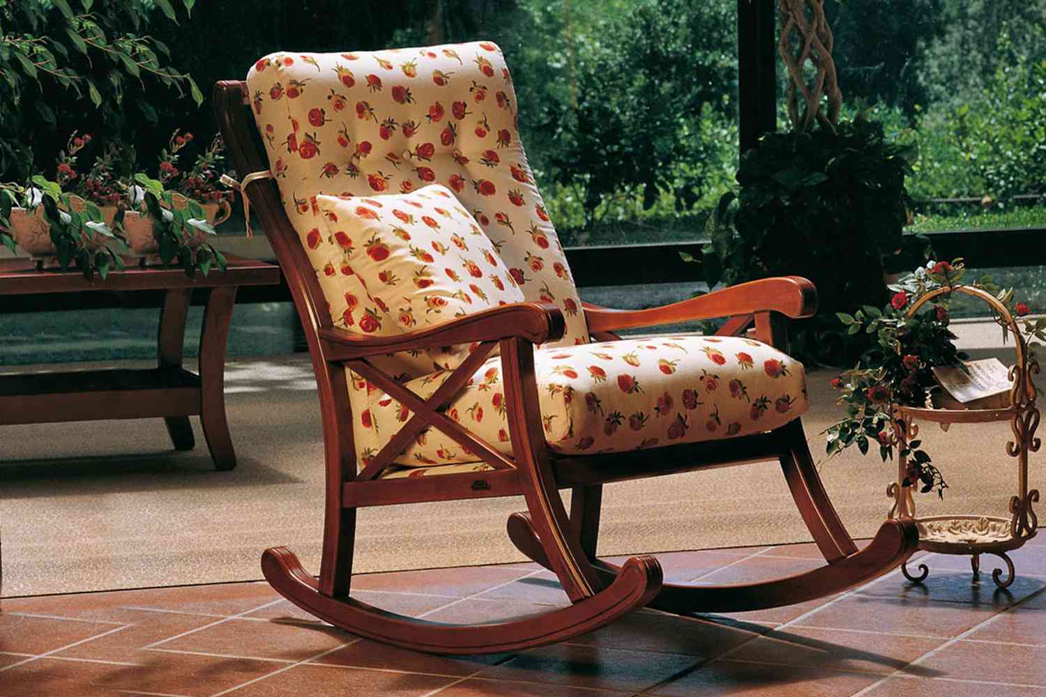 Кресло качалка в стиле Кантри